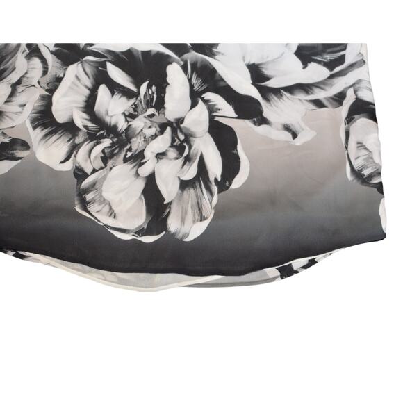 Calvin Klein Women's Floral Printed Strappy Cami in Black White Multi - Picture 4 of 4